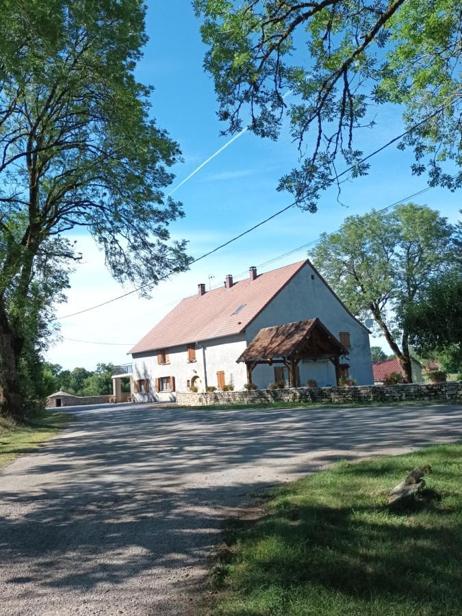 Gite De La Saugiat Le Fied Exterior foto